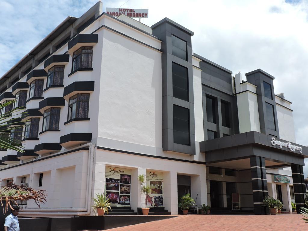 Ratnāgiri Hotel Sangam Regency מראה חיצוני תמונה